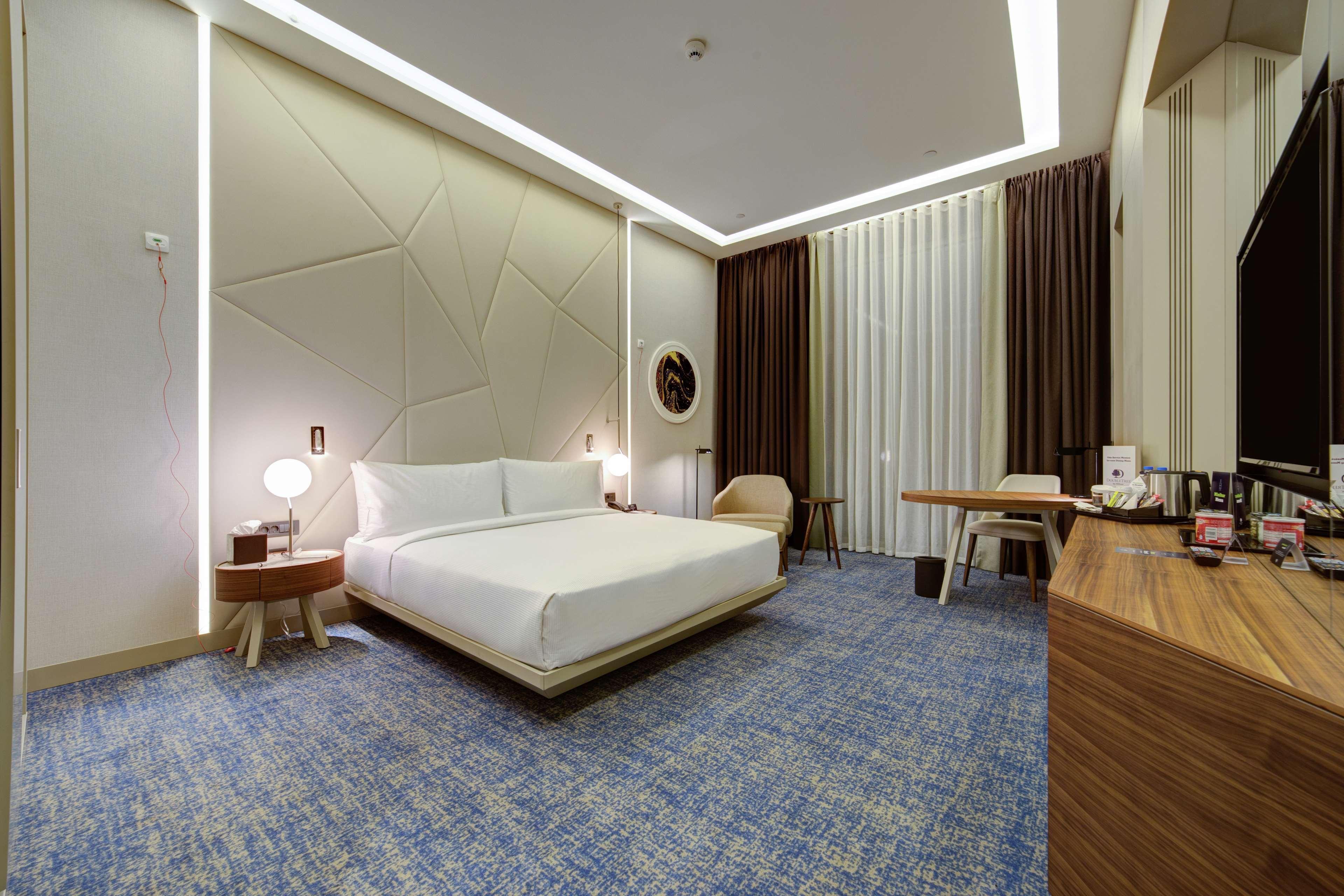 Doubletree By Hilton Adana Hotell Eksteriør bilde