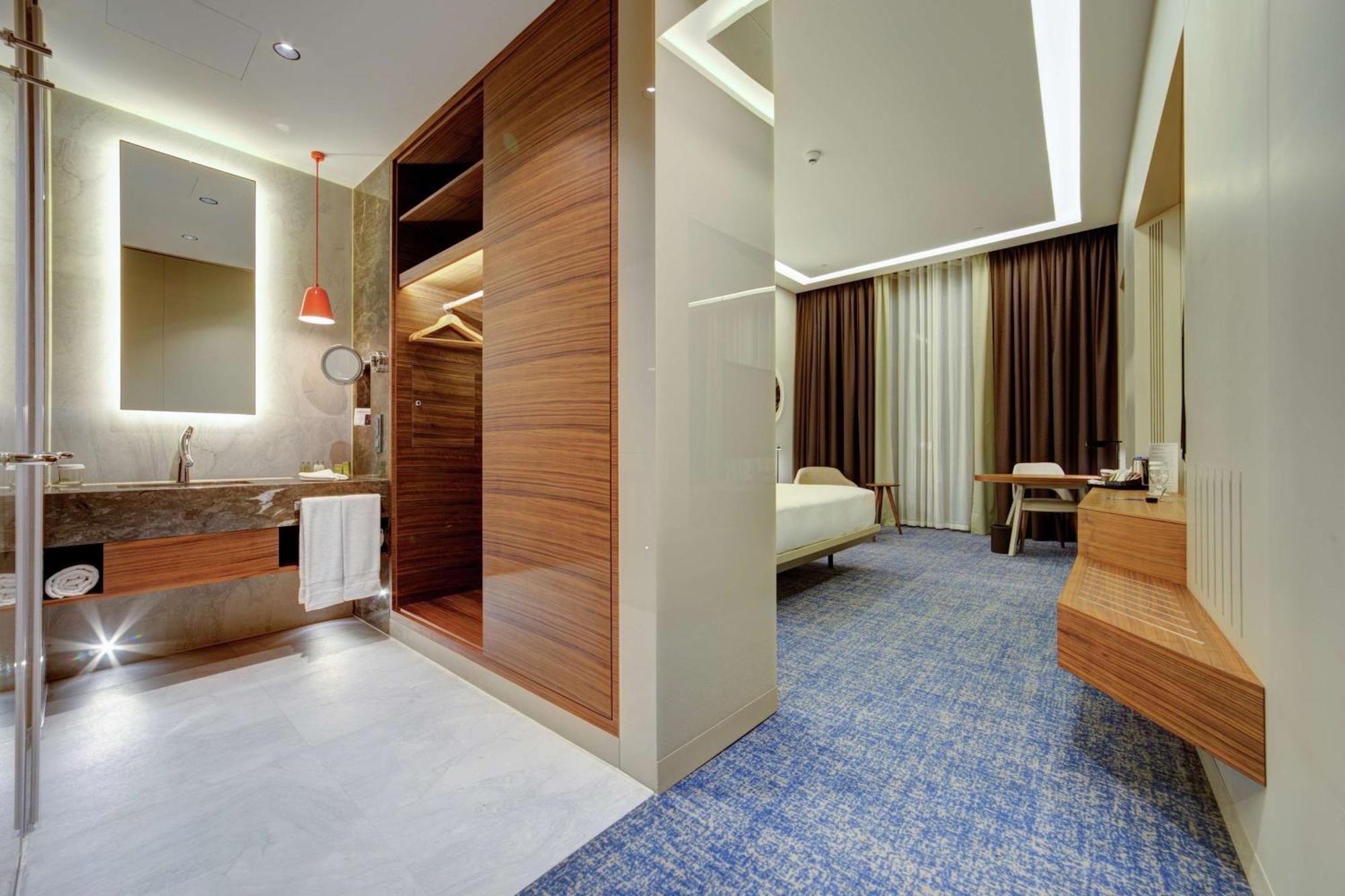 Doubletree By Hilton Adana Hotell Eksteriør bilde
