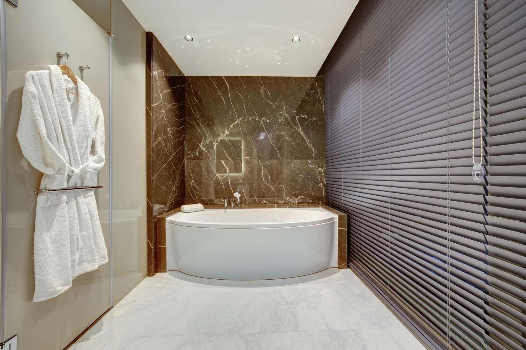 Doubletree By Hilton Adana Hotell Eksteriør bilde